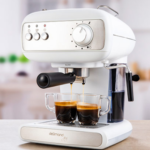 Espressor manual cu sistem de spumare lapte, Joy Delimano